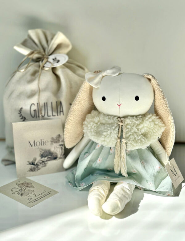 Kit Presente Coelha de Pano 38 cm + Embrulho linho com Nome